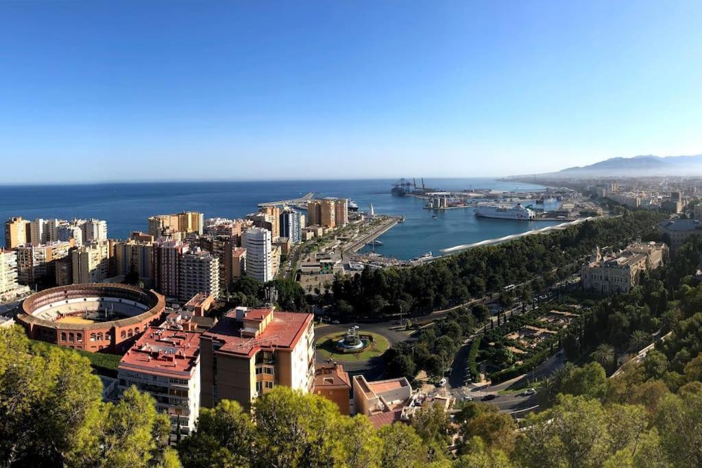 Luminoso Apartamento Con Garaje En El Centro Málaga Kültér fotó